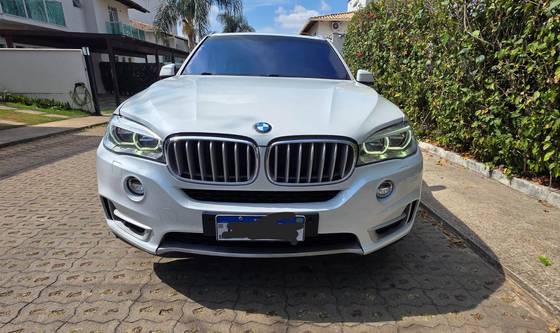 BMW X5 3.0 4X4 30D I6 TURBO DIESEL 4P AUTOMÁTICO BMW X5 3.0 4X4 30D I6 TURBO DIESEL 4P AUTOMÁTICO